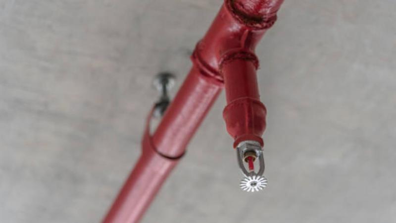 Sistemas de Sprinkler: Guia Completo para Proteção Contra Incêndios